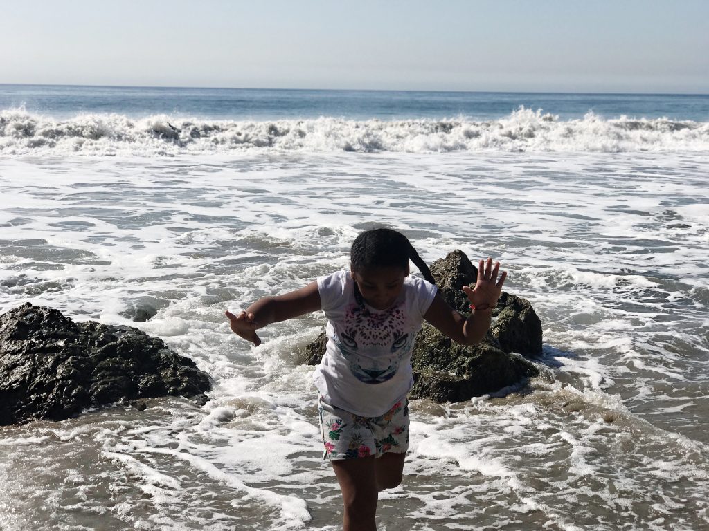 Waves at el matador beach